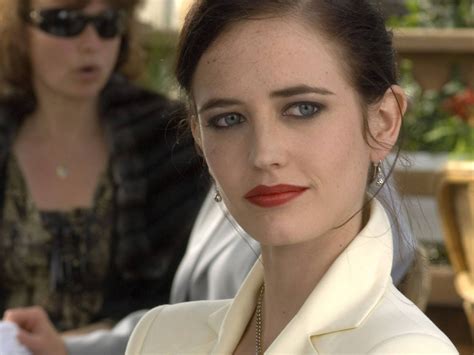 james bond girls casino royale.
